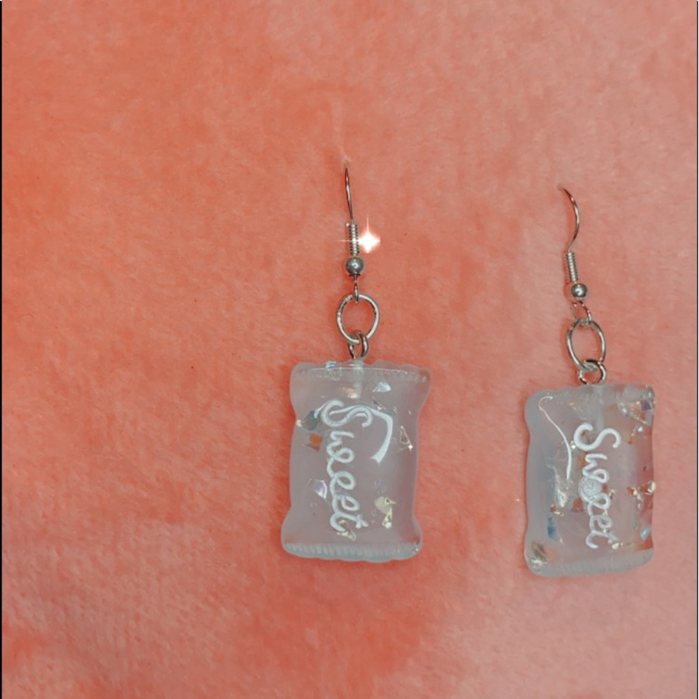 Earrings - Picture 2 of 5